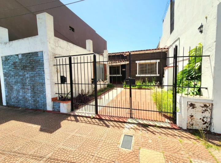 Casa · 90m² · 3 Ambientes · 1 Cochera