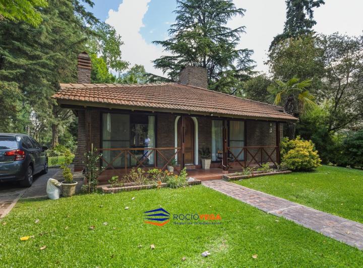 Casa · 91m² · 5 Ambientes · 2 Cocheras