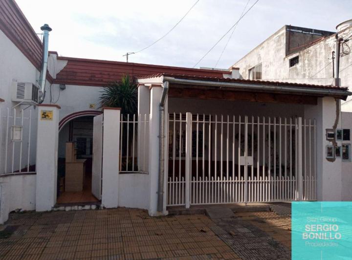 Casa · 90m² · 4 Ambientes · 1 Cochera