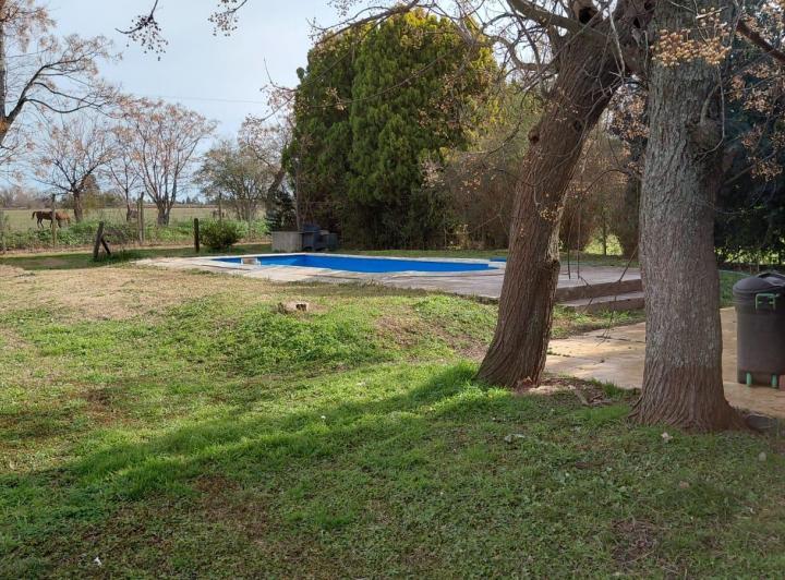 Casa · 3000m² · 3 Ambientes · 2 Cocheras