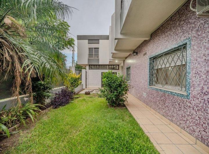 Casa · 160m² · 5 Ambientes · 1 Cochera
