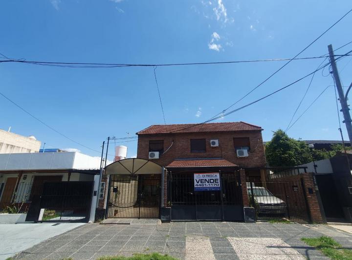 Casa · 120m² · 3 Ambientes · 1 Cochera