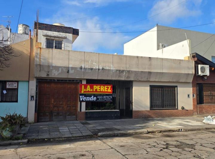 Casa · 155m² · 3 Ambientes · 1 Cochera