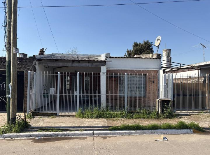 Casa · 95m² · 4 Ambientes · 1 Cochera