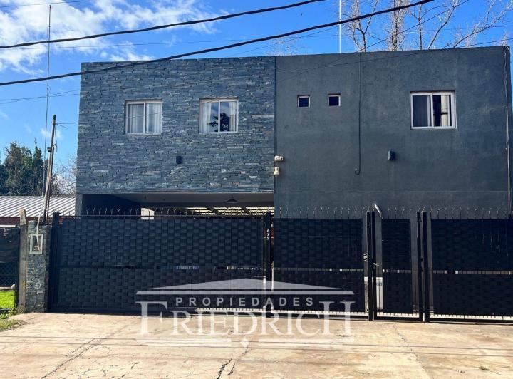 Casa · 160m² · 4 Ambientes · 1 Cochera