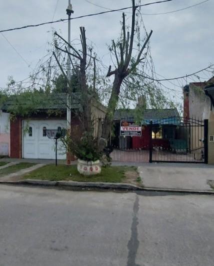 Casa · 110m² · 5 Ambientes · 1 Cochera