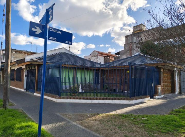 Casa · 105m² · 3 Ambientes · 1 Cochera