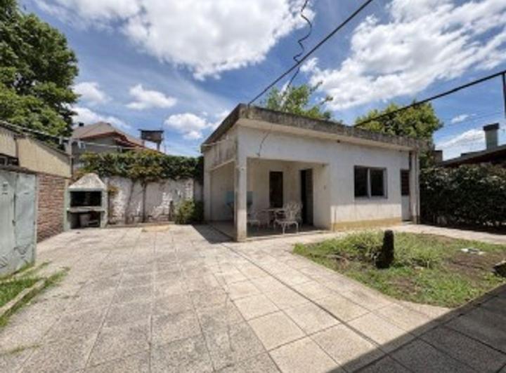 Casa · 200m² · 3 Ambientes