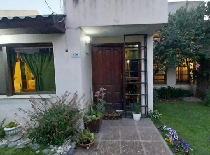 Casa · 172m² · 4 Ambientes · 1 Cochera