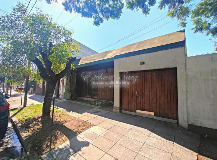 Casa · 126m² · 4 Ambientes · 2 Cocheras
