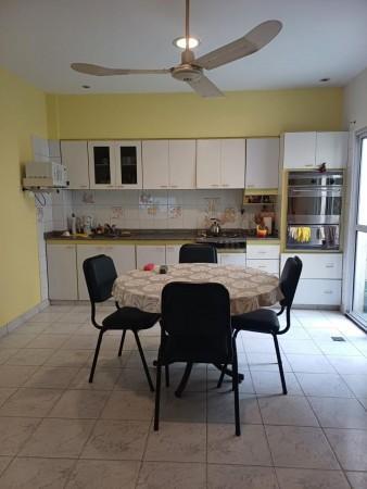Casa · 160m² · 4 Ambientes