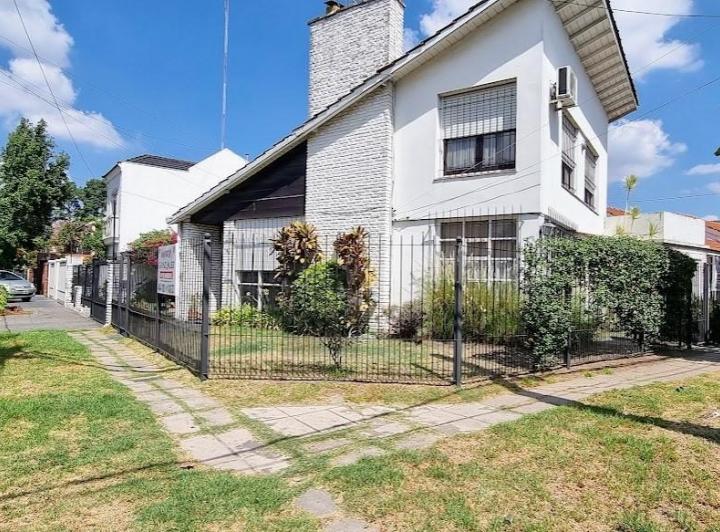 Casa · 102m² · 3 Ambientes · 1 Cochera