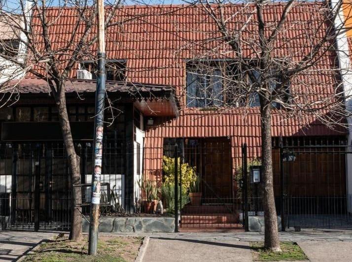 Casa · 169m² · 5 Ambientes · 2 Cocheras