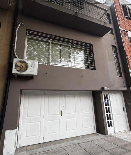 Casa · 170m² · 5 Ambientes · 2 Cocheras