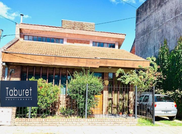 Casa · 120m² · 3 Ambientes · 1 Cochera