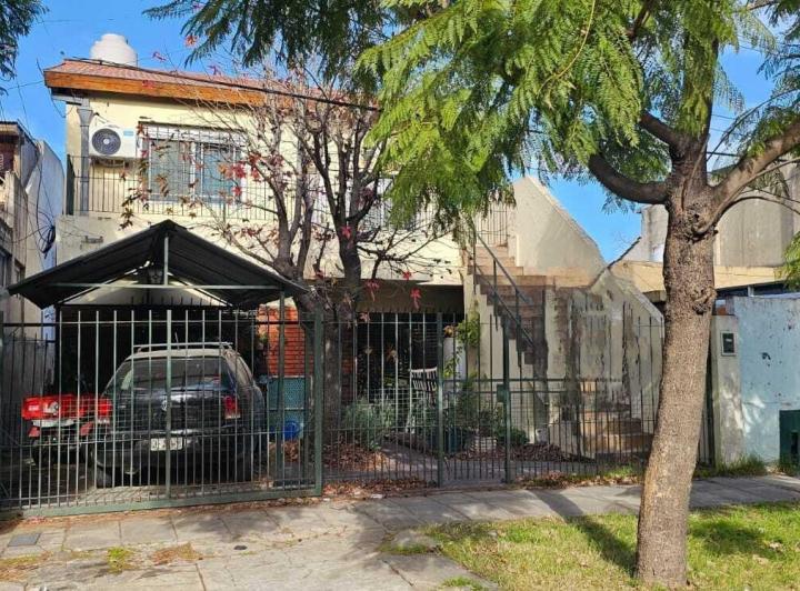 Casa · 215m² · 5 Ambientes
