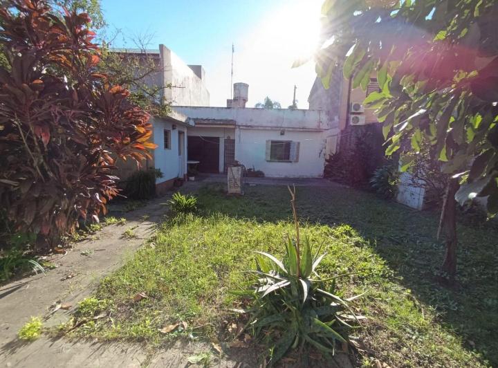 Casa · 100m² · 3 Ambientes · 1 Cochera