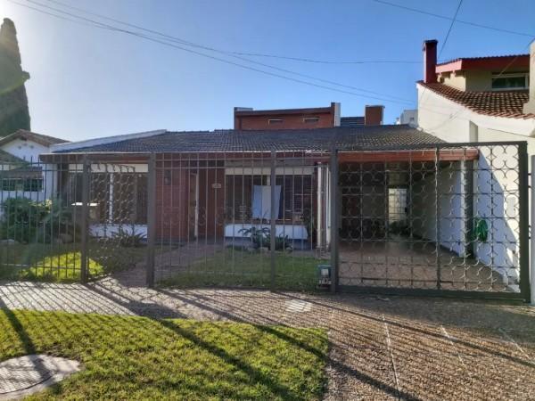 Casa · 250m² · 4 Ambientes