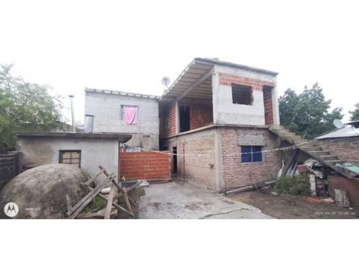 Casa · 150m² · 10 Ambientes