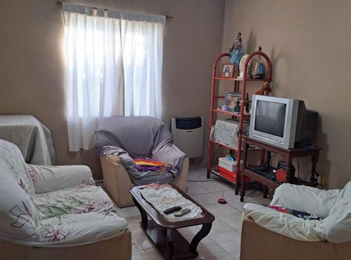 Casa · 65m² · 4 Ambientes · 1 Cochera
