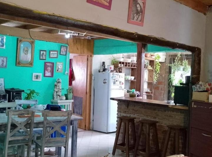 Casa · 90m² · 5 Ambientes · 1 Cochera