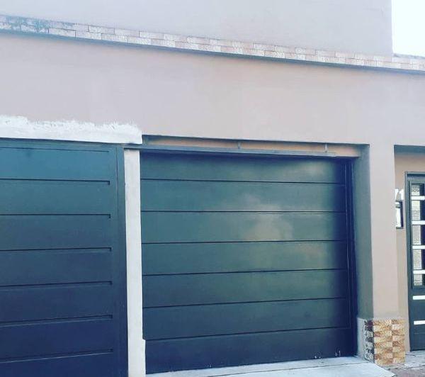 Casa · 221m² · 6 Ambientes · 2 Cocheras