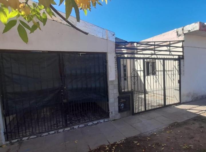 Casa · 120m² · 3 Dormitorios · 2 Cocheras