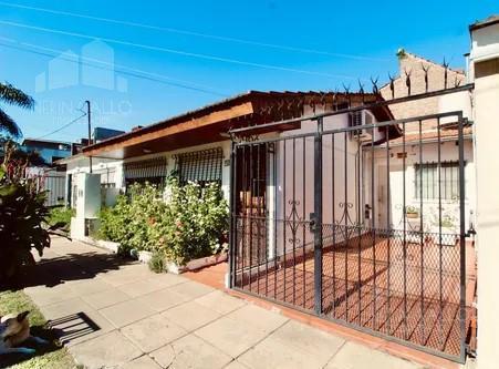 Casa · 77m² · 3 Ambientes · 1 Cochera