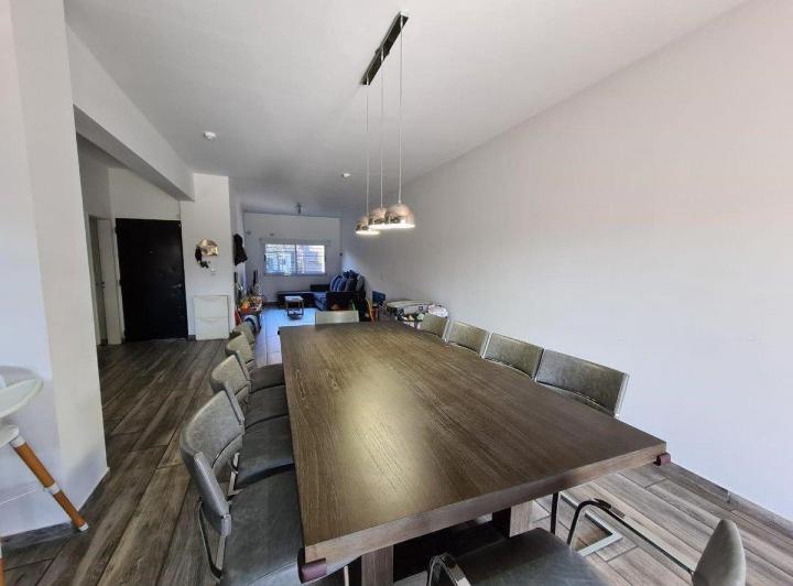 Casa · 180m² · 4 Ambientes