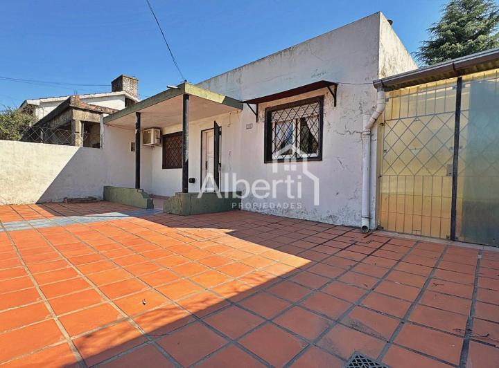 Casa · 110m² · 4 Ambientes · 1 Cochera