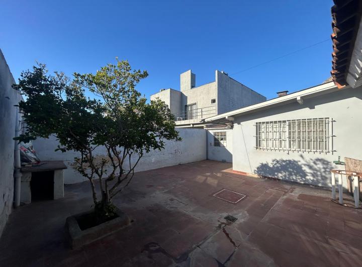 Casa · 66m² · 3 Ambientes · 1 Cochera
