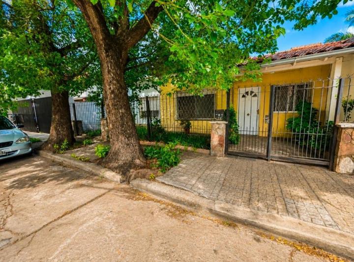 Casa · 78m² · 3 Ambientes · 1 Cochera