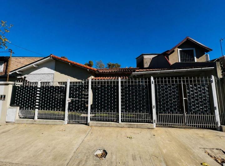 Casa · 128m² · 5 Ambientes · 1 Cochera