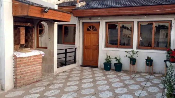 Casa · 190m² · 6 Ambientes