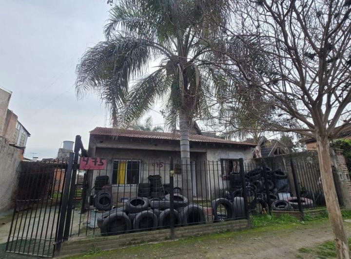 Casa · 112m² · 4 Ambientes · 1 Cochera