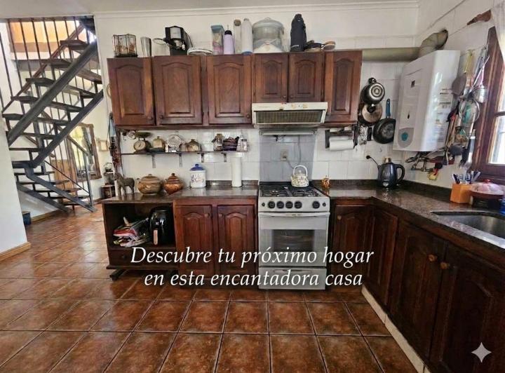 Casa · 100m² · 3 Ambientes · 2 Cocheras