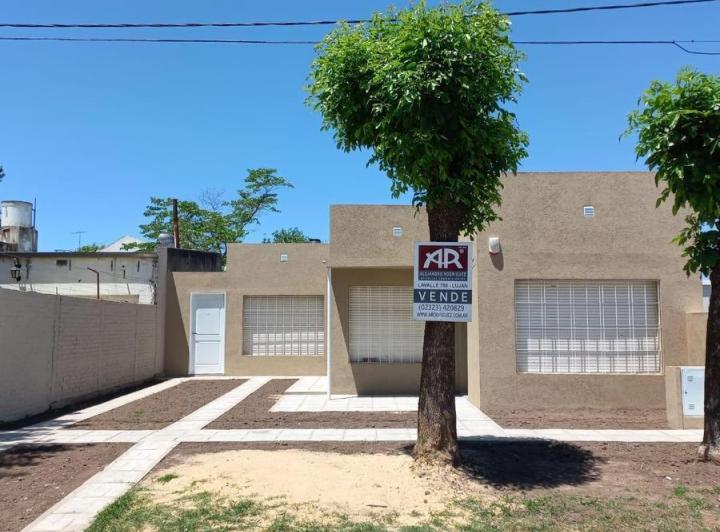 Casa · 80m² · 2 Dormitorios