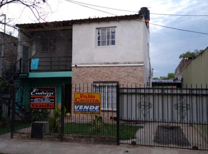 Casa · 100m² · 5 Ambientes · 1 Cochera