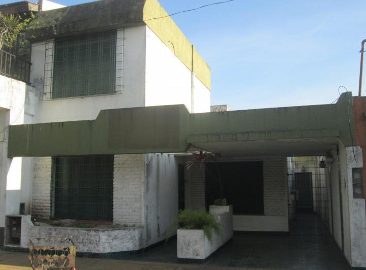 Casa · 140m² · 5 Ambientes
