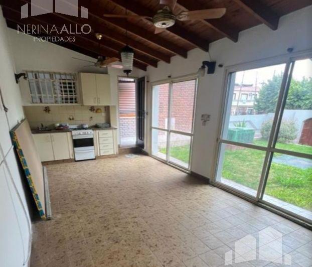 Casa · 234m² · 3 Ambientes · 5 Cocheras