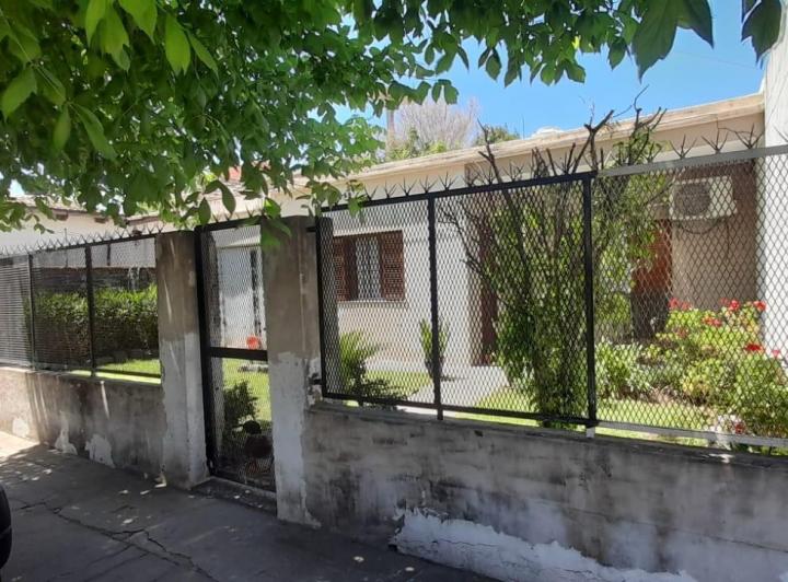 Casa · 306m² · 3 Dormitorios