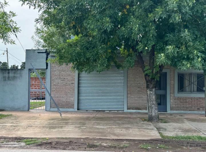 Casa · 264m² · 1 Dormitorio · 4 Cocheras