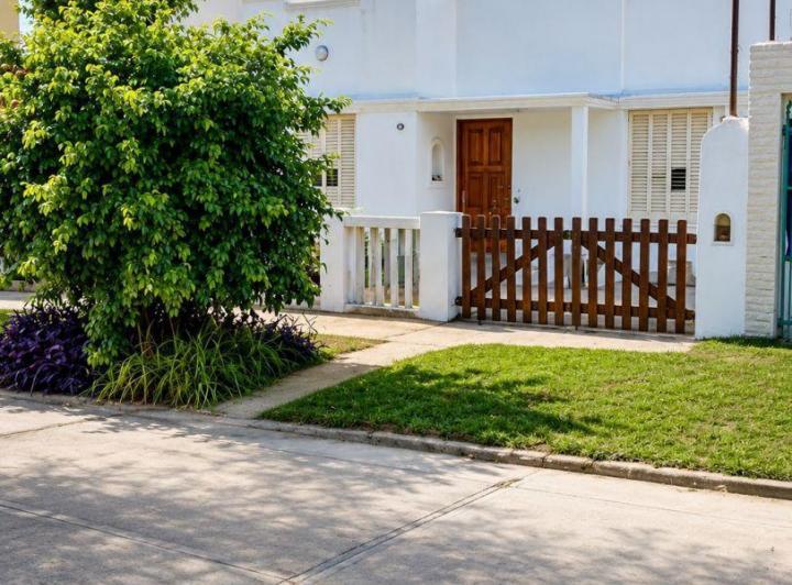 Casa · 130m² · 3 Ambientes · 1 Cochera