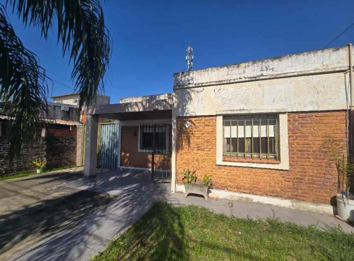 Casa · 137m² · 4 Ambientes · 1 Cochera