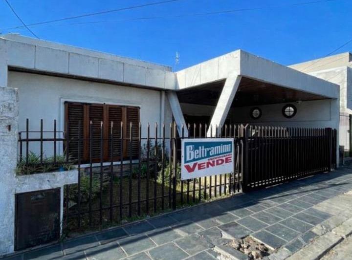Casa · 150m² · 3 Ambientes · 2 Cocheras