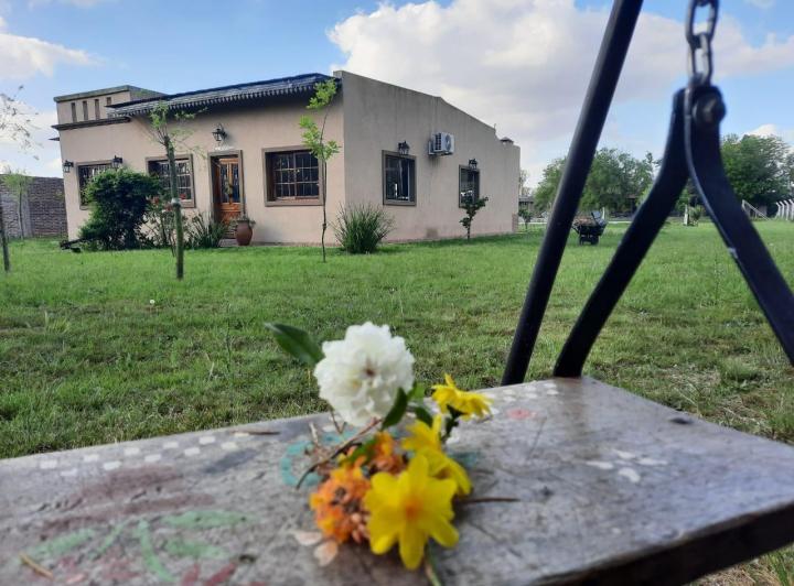 Casa · 1200m² · 6 Ambientes