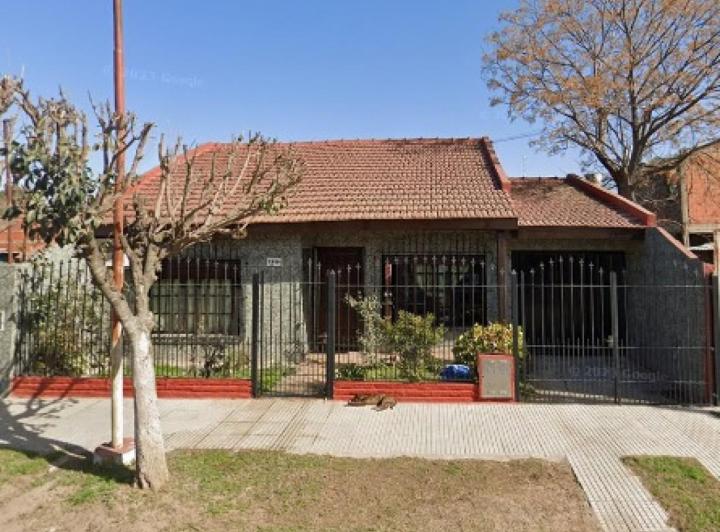 Casa · 150m² · 8 Ambientes
