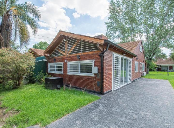 Casa · 124m² · 5 Ambientes · 1 Cochera