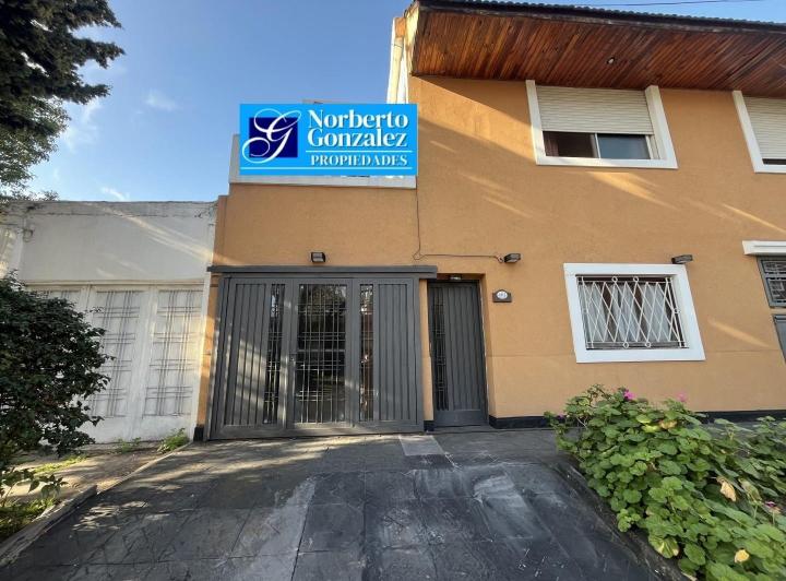 Casa · 90m² · 3 Ambientes · 1 Cochera