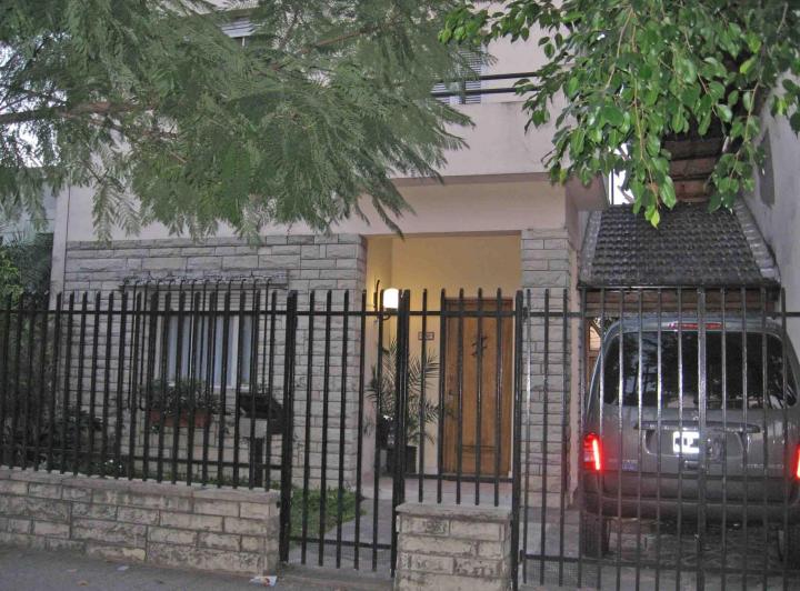 Casa · 225m² · 7 Ambientes · 1 Cochera